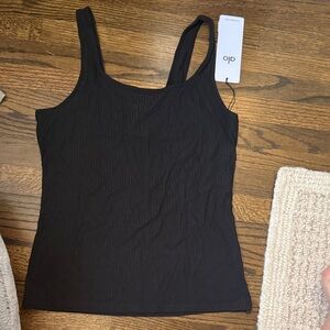 ALO Yoga Classic Black Tank Top